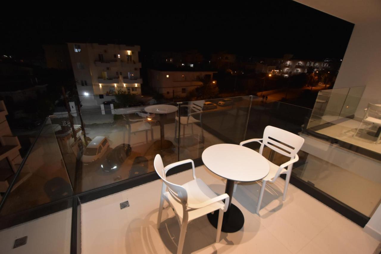 Agimi Hotel Ksamil Exteriör bild