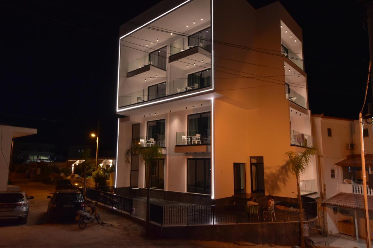 Agimi Hotel Ksamil Exteriör bild