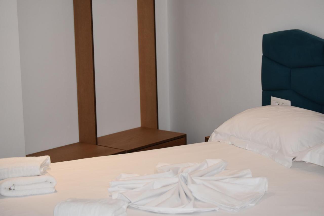 Agimi Hotel Ksamil Exteriör bild