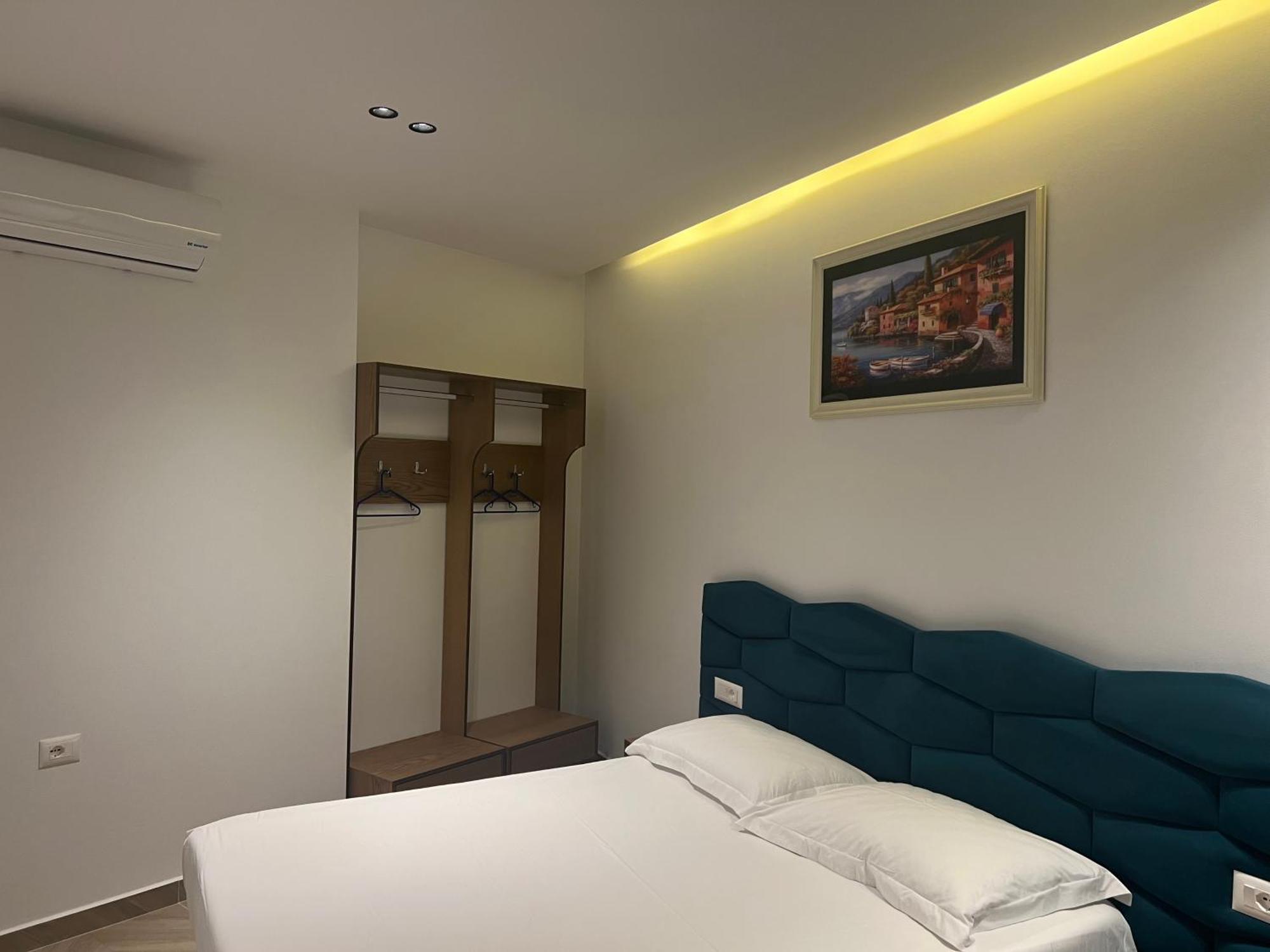 Agimi Hotel Ksamil Exteriör bild