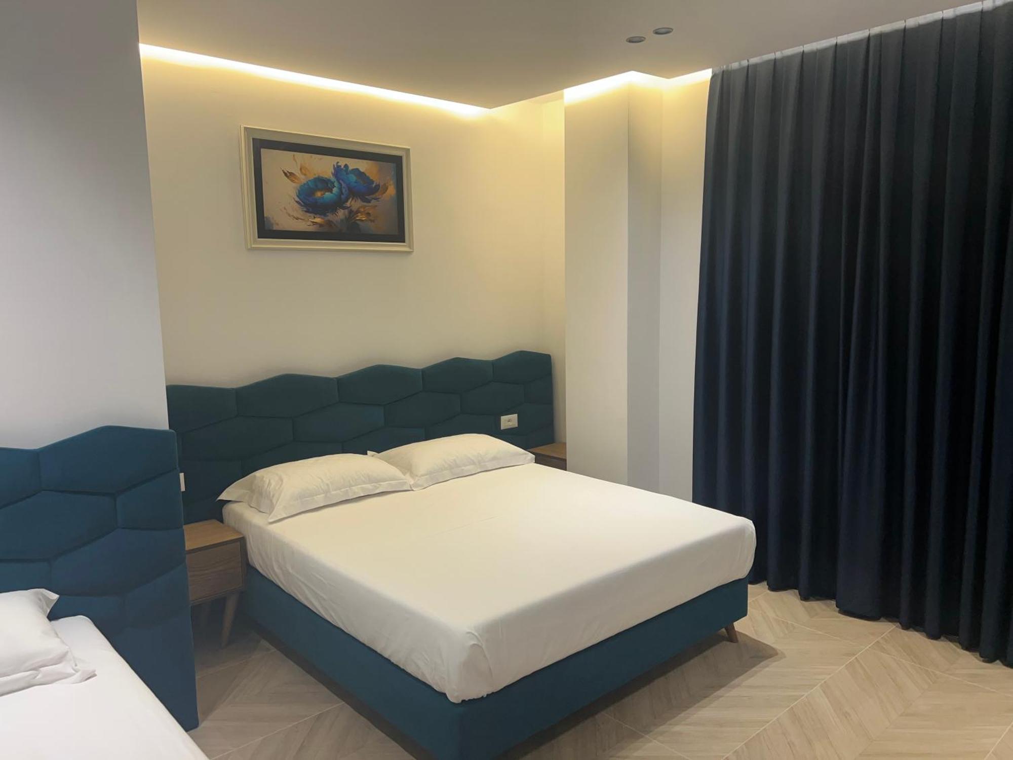 Agimi Hotel Ksamil Exteriör bild