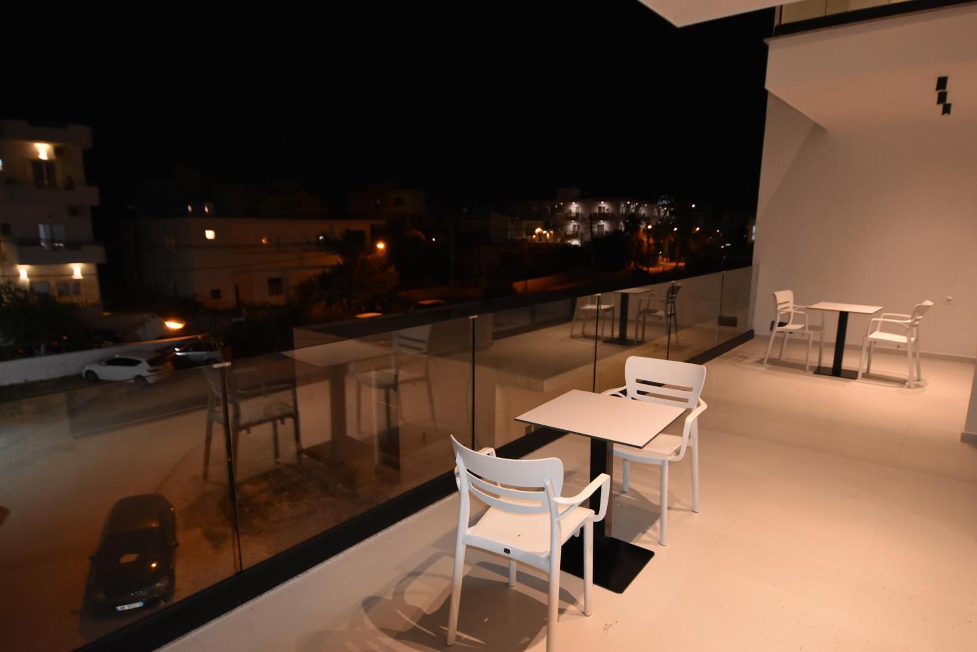 Agimi Hotel Ksamil Exteriör bild
