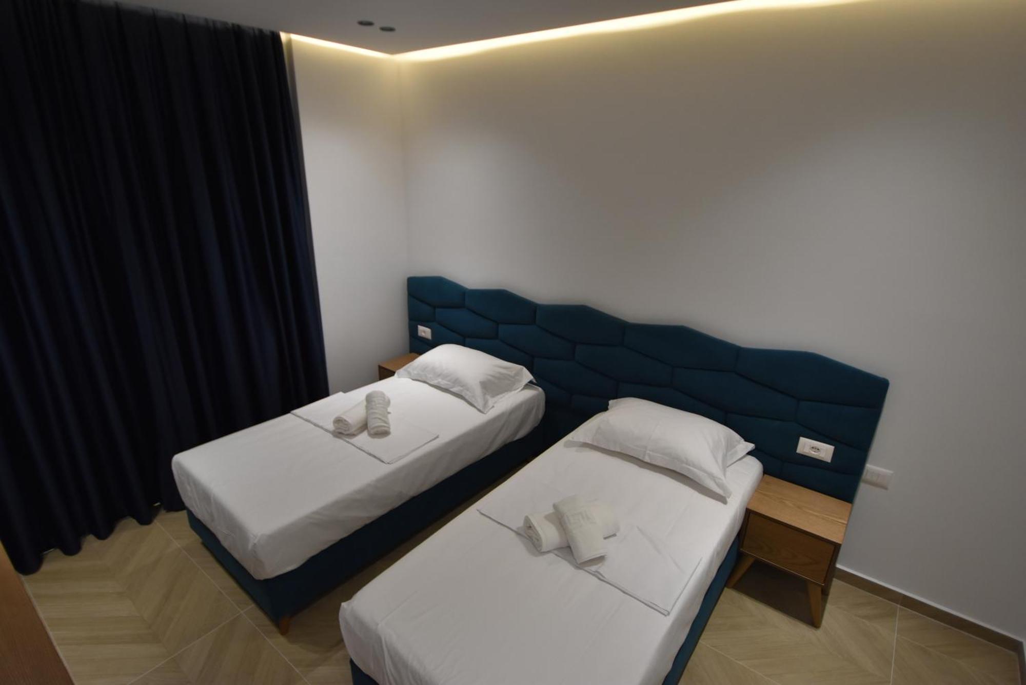 Agimi Hotel Ksamil Exteriör bild